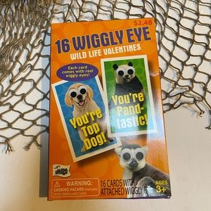 New in Box Wiggly Eye Wild Life  Valentines  16  count